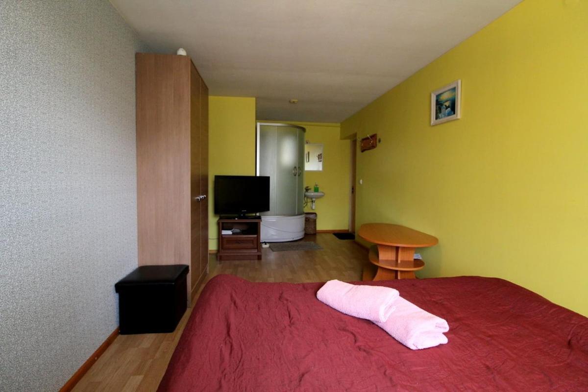 Pie Jana Brala Otel Liepāja Dış mekan fotoğraf