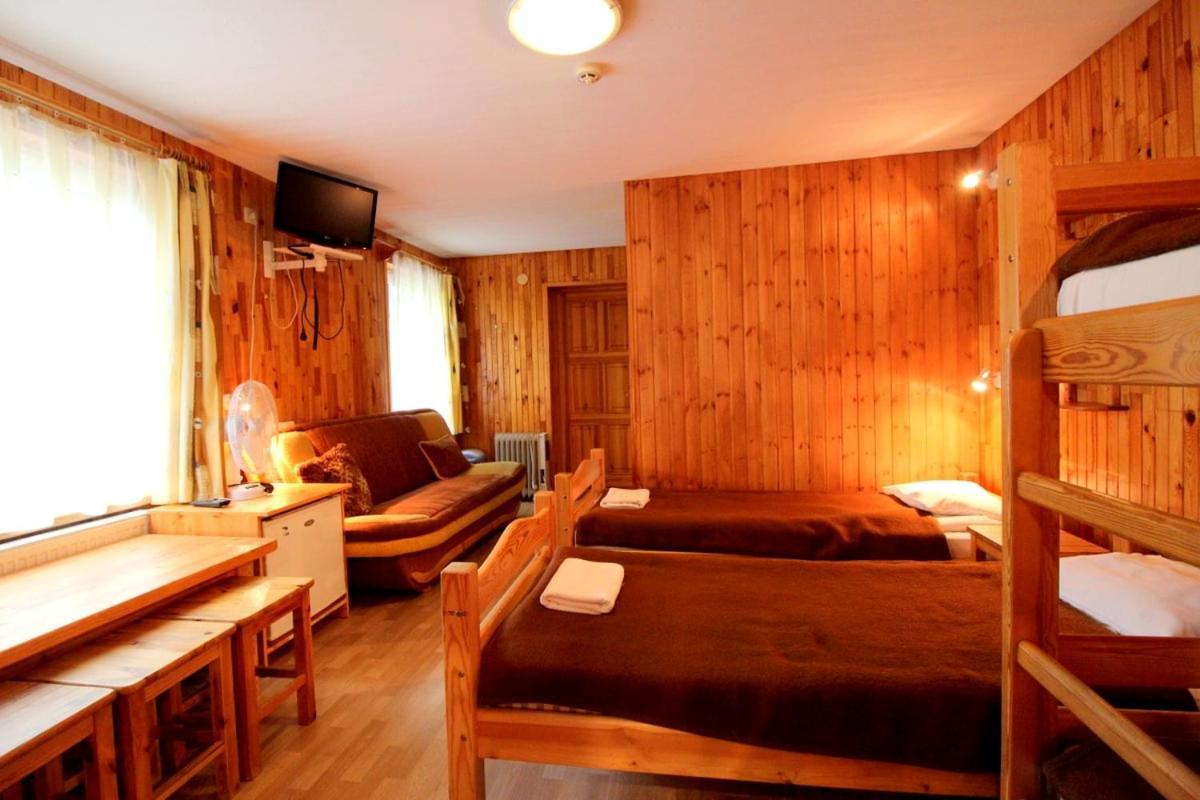 Pie Jana Brala Otel Liepāja Dış mekan fotoğraf